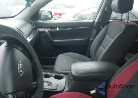 2011 Kia Sorento Lx from USA, damaged, VIN 5XYKT3A11BG137177